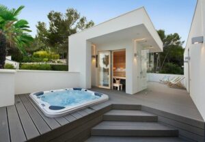 Jacuzzi-und-Sauna
