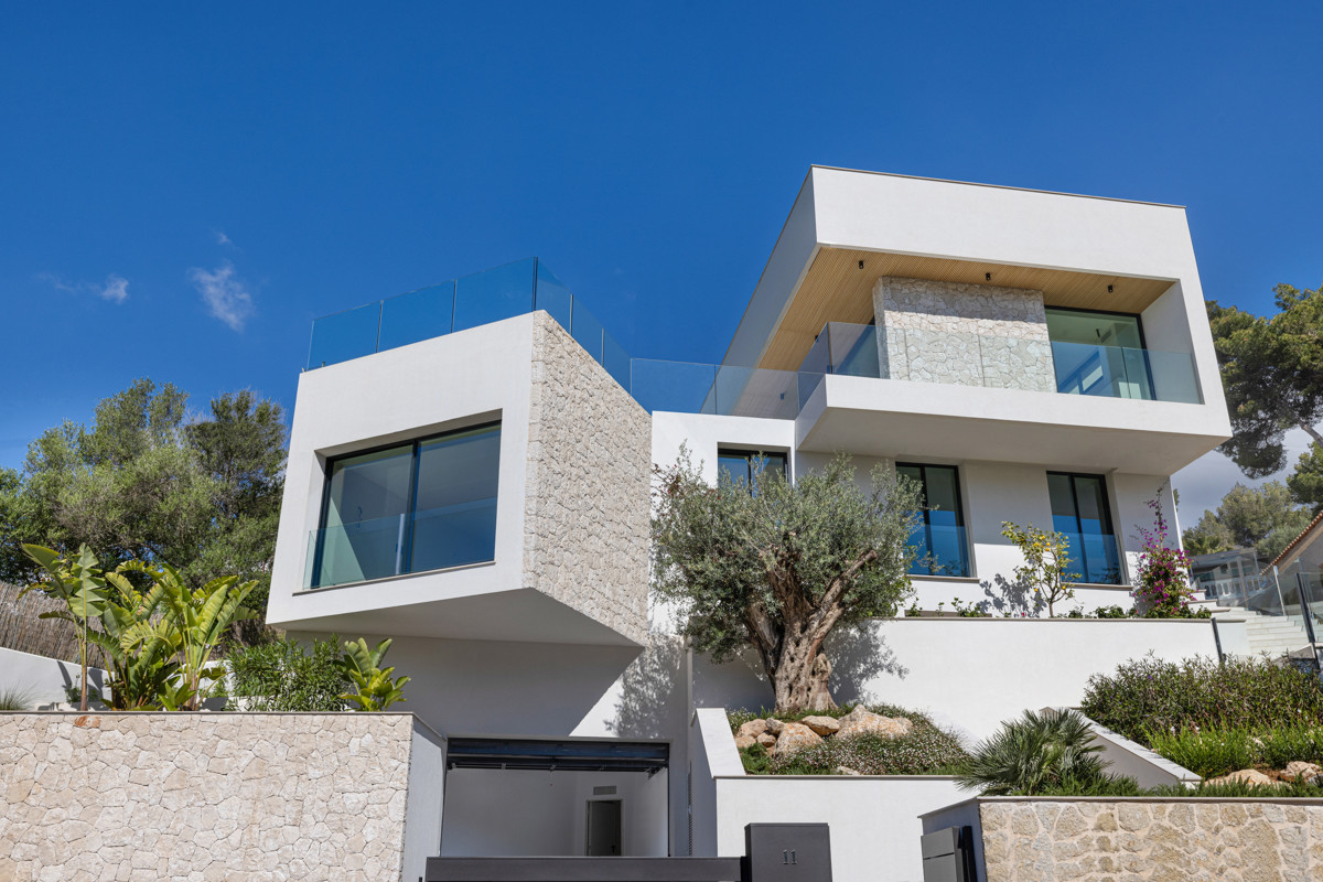 KMAL8834