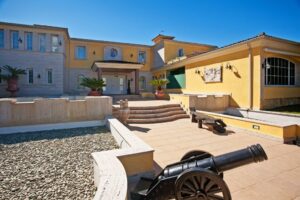 MR208-Inca-8865