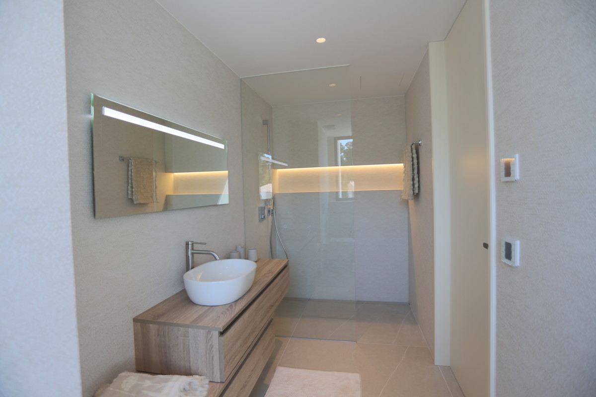 ApartmentBath