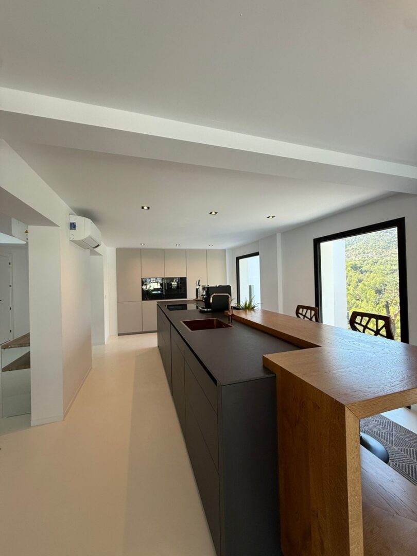 WhatsApp Image 2025-07-23 at 15.48.27 (1)