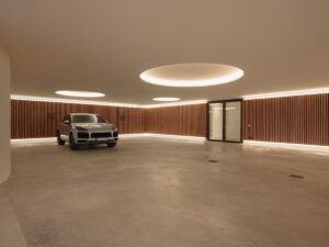 Grand & Johnson Luna 1 20250123-22