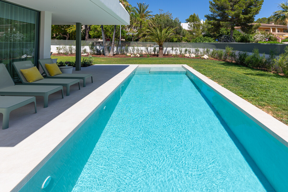 Na Morisca, frontal piscina