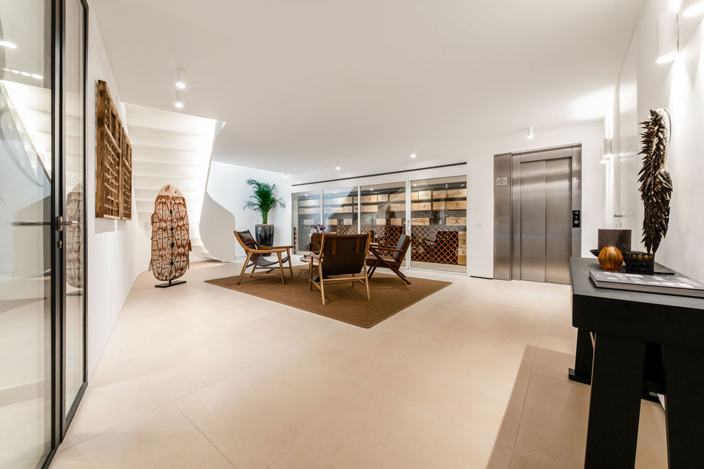 Designer-Luxusvilla in Bendinat – Immobilie des Monats Juni